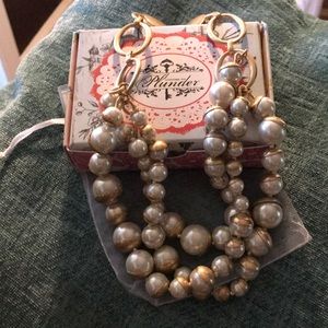 Plunder Tricia Magnetic Necklace